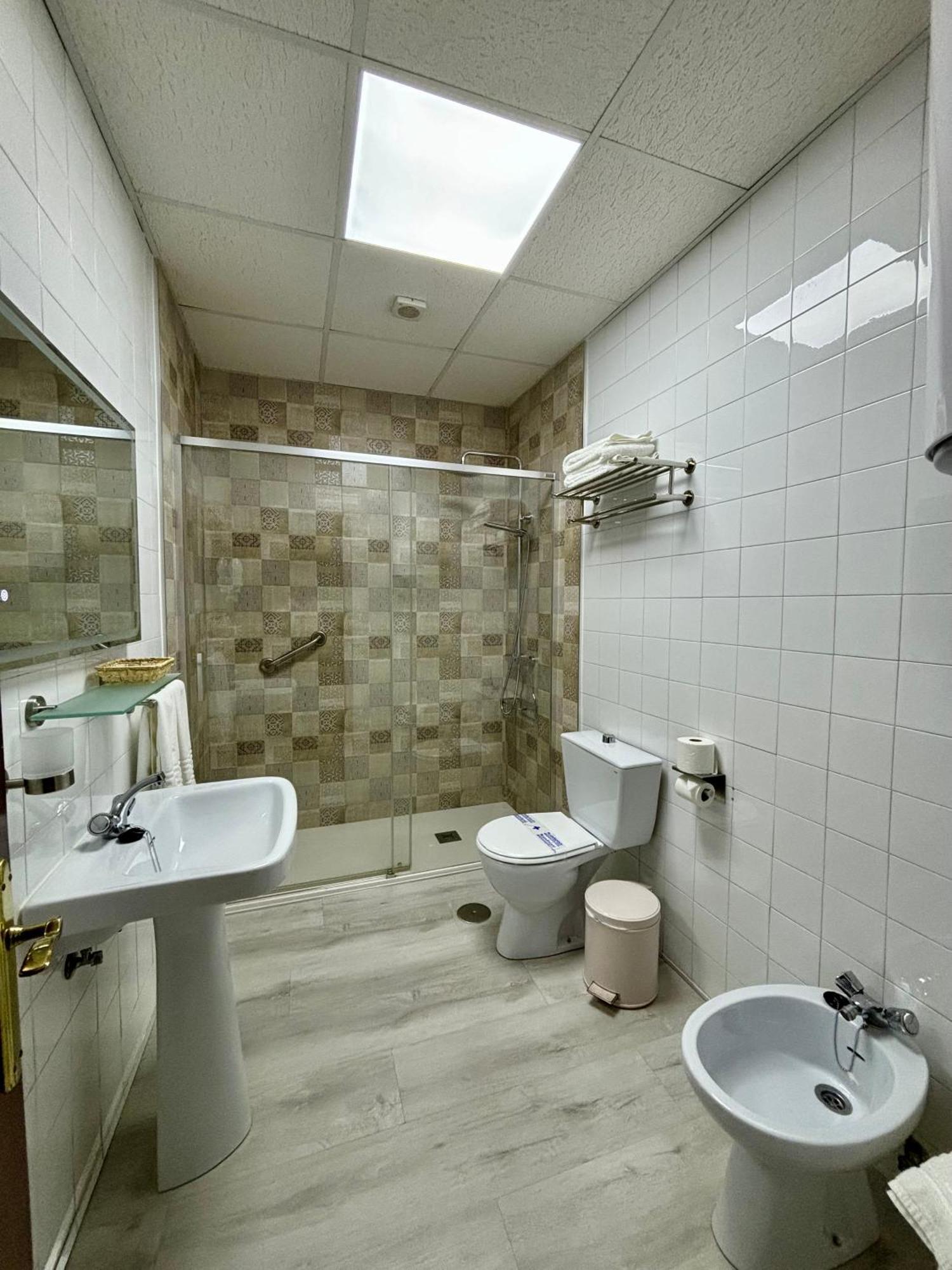 Hotel Vasco Da Gama Sabaris Bagian luar foto