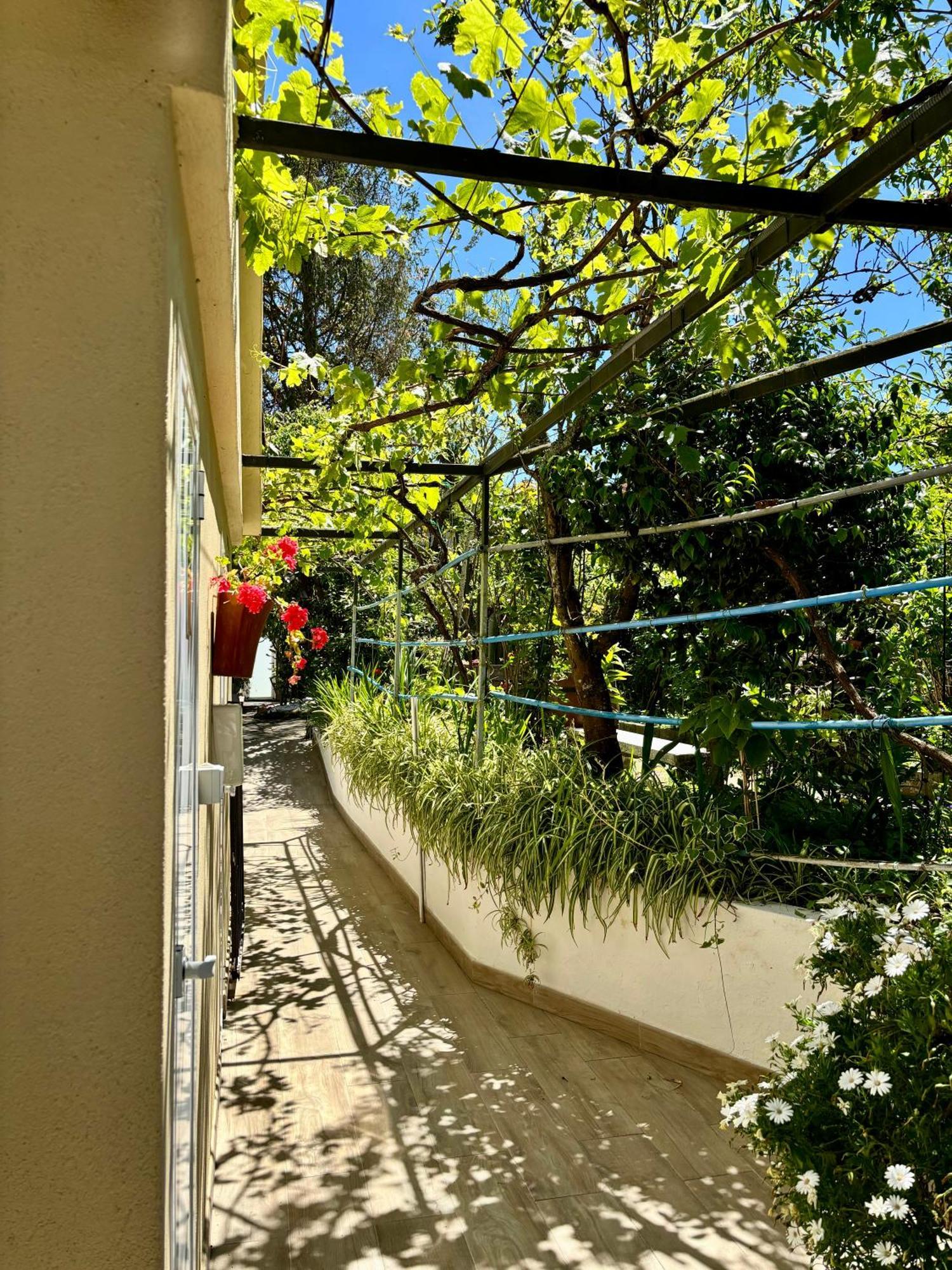 Hotel Vasco Da Gama Sabaris Bagian luar foto