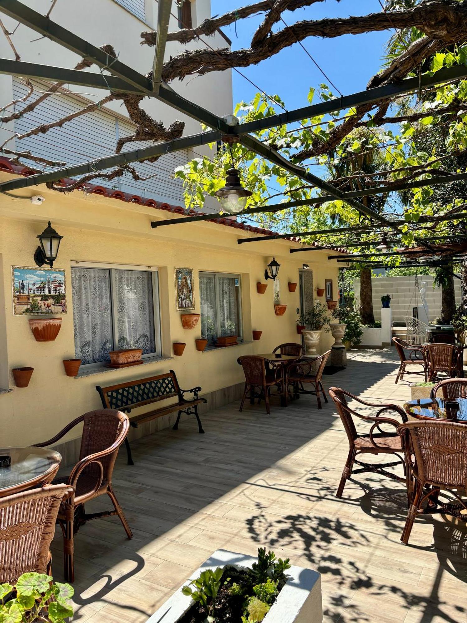 Hotel Vasco Da Gama Sabaris Bagian luar foto