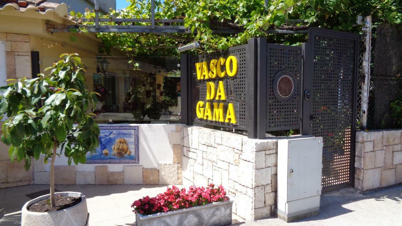 Hotel Vasco Da Gama Sabaris Bagian luar foto